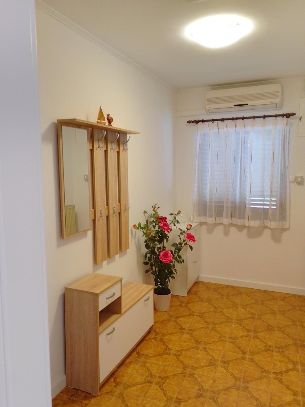 Lili Novigrad (Istria) Quarto foto
